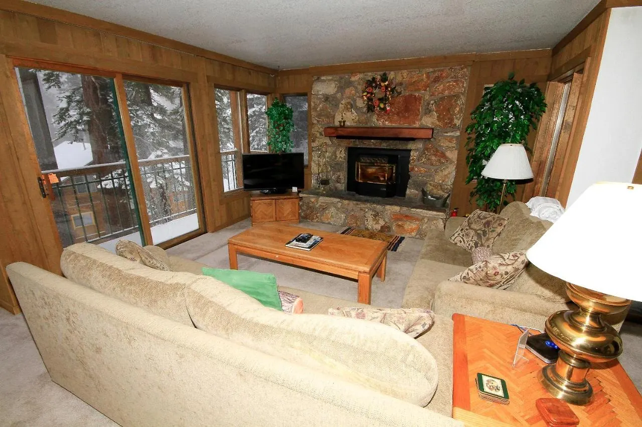 Mountainback #72, Corner Unit Villa Mammoth Lakes